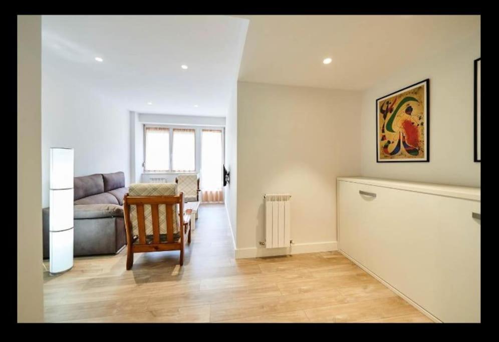 Acogedor Y Precioso Apartamento + Parking Privado San Sebastian Bagian luar foto