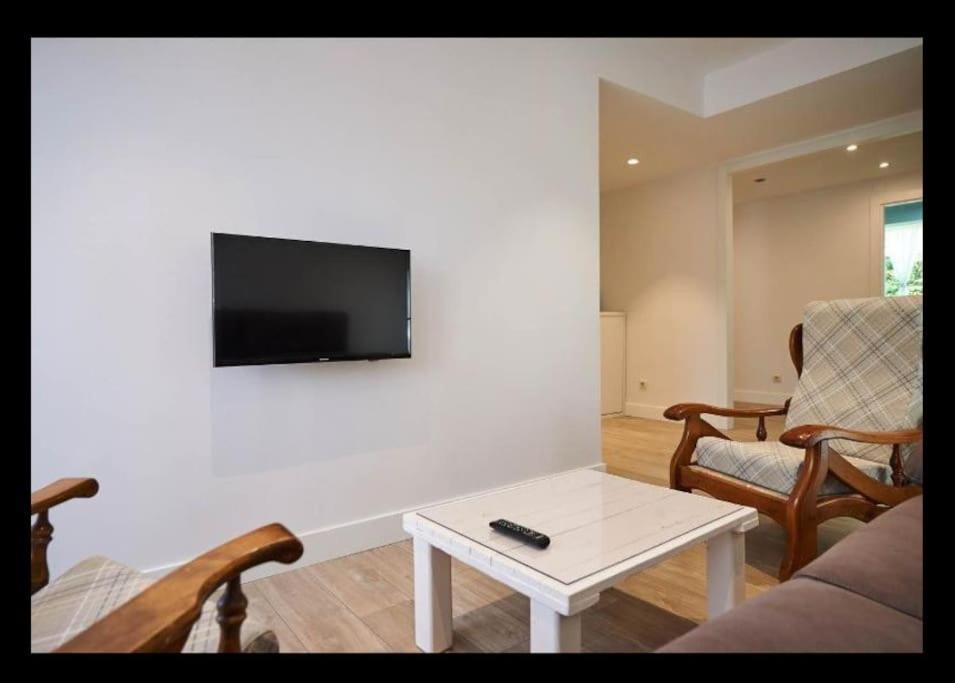 Acogedor Y Precioso Apartamento + Parking Privado San Sebastian Bagian luar foto