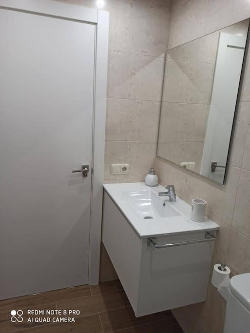 Acogedor Y Precioso Apartamento + Parking Privado San Sebastian Bagian luar foto